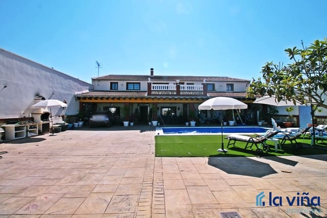 5 soveværelse Villa til salg i Mollina med swimmingpool garage - € 470.000 (Ref: 8389792)