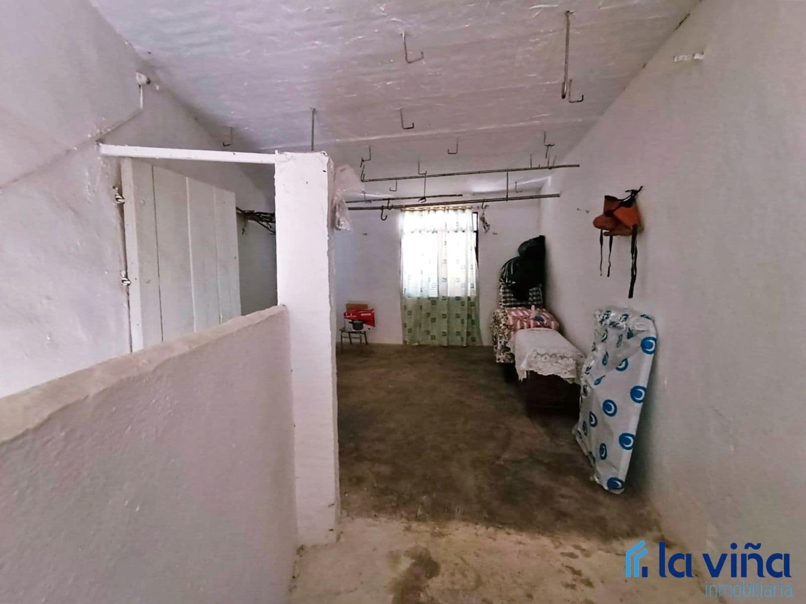 6 slaapkamer Villa te koop in Campillos met garage - € 226.900 (Ref: 8393204)