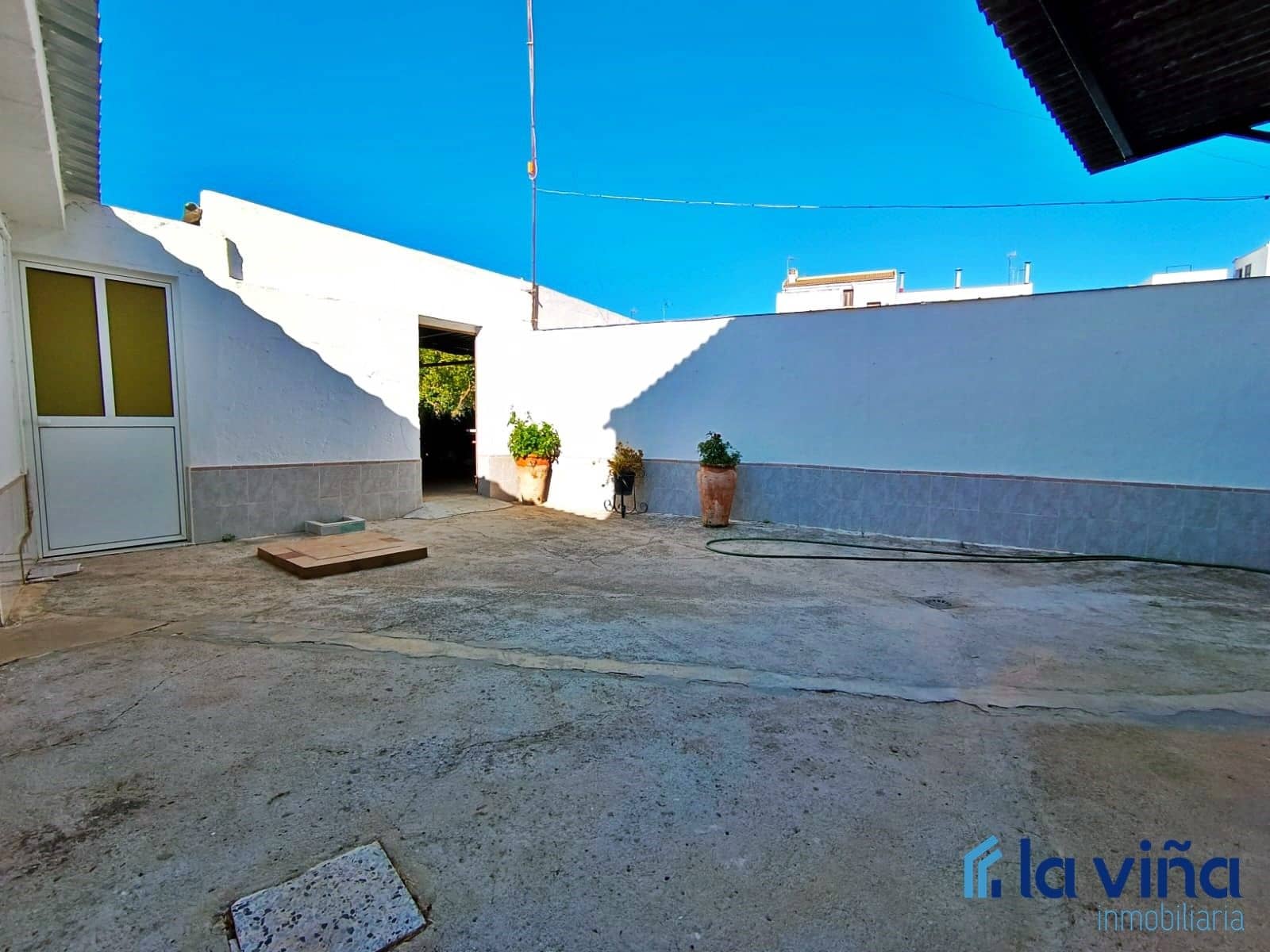 6 slaapkamer Villa te koop in Campillos met garage - € 226.900 (Ref: 8393204)