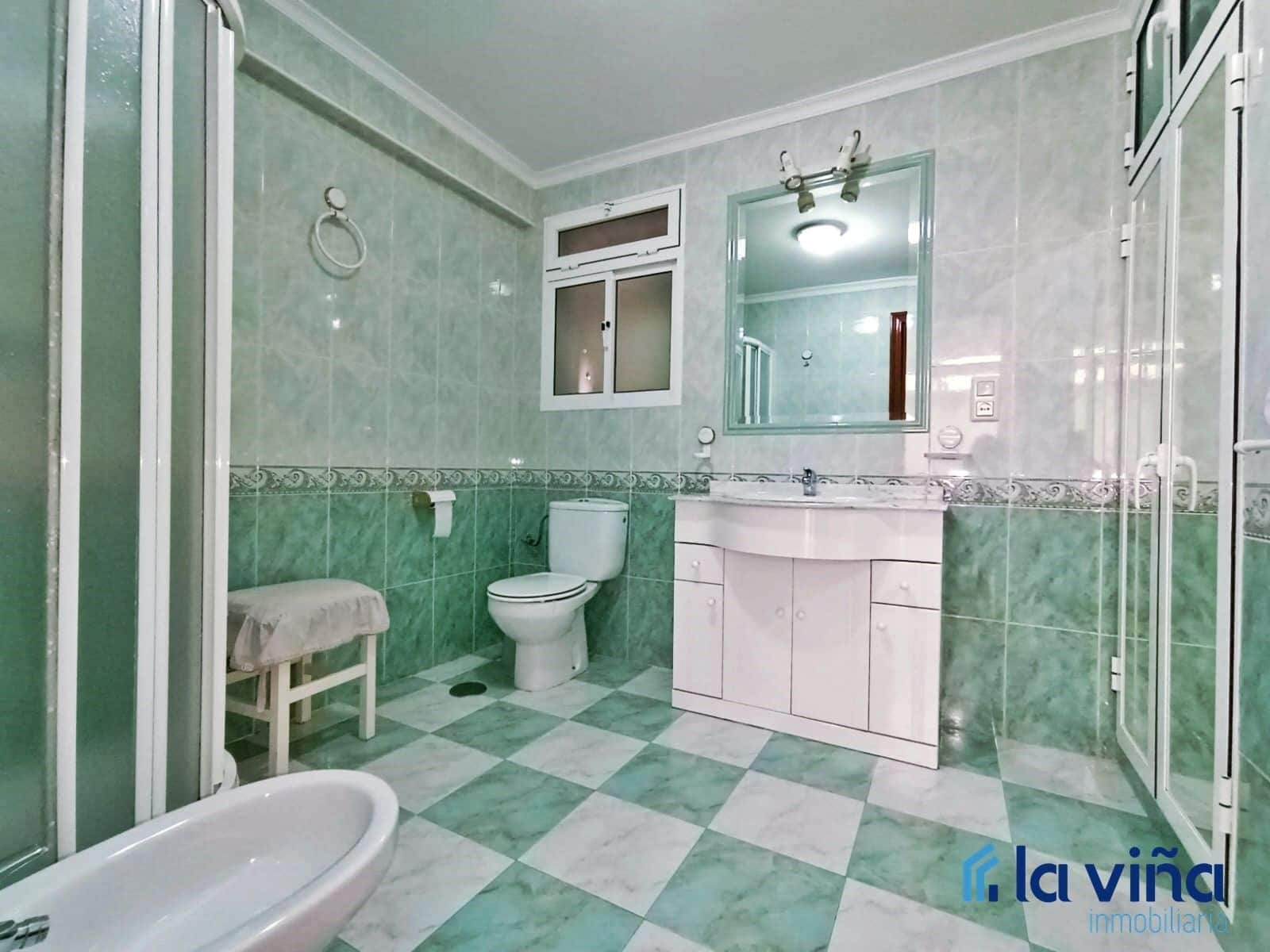 6 slaapkamer Villa te koop in Campillos met garage - € 226.900 (Ref: 8393204)