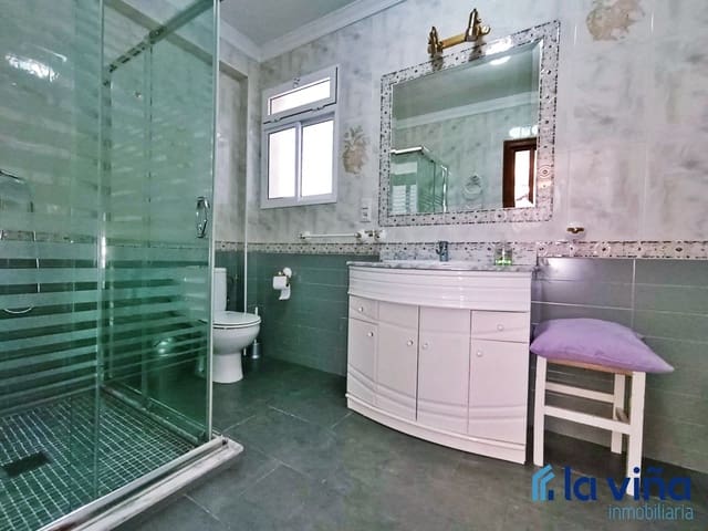 6 soveværelse Villa til salg i Campillos med garage - € 226.900 (Ref: 8393204)