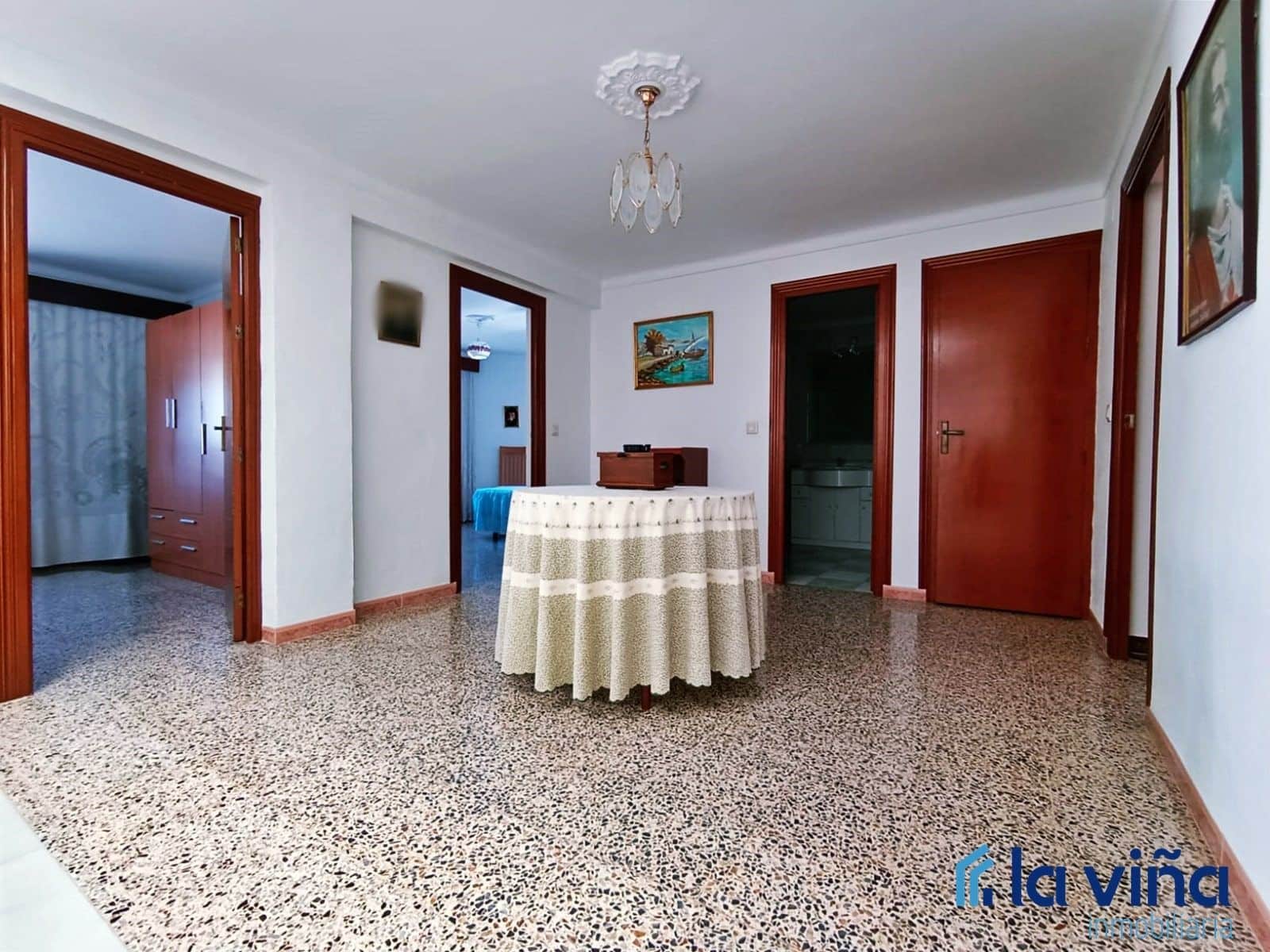 6 slaapkamer Villa te koop in Campillos met garage - € 226.900 (Ref: 8393204)