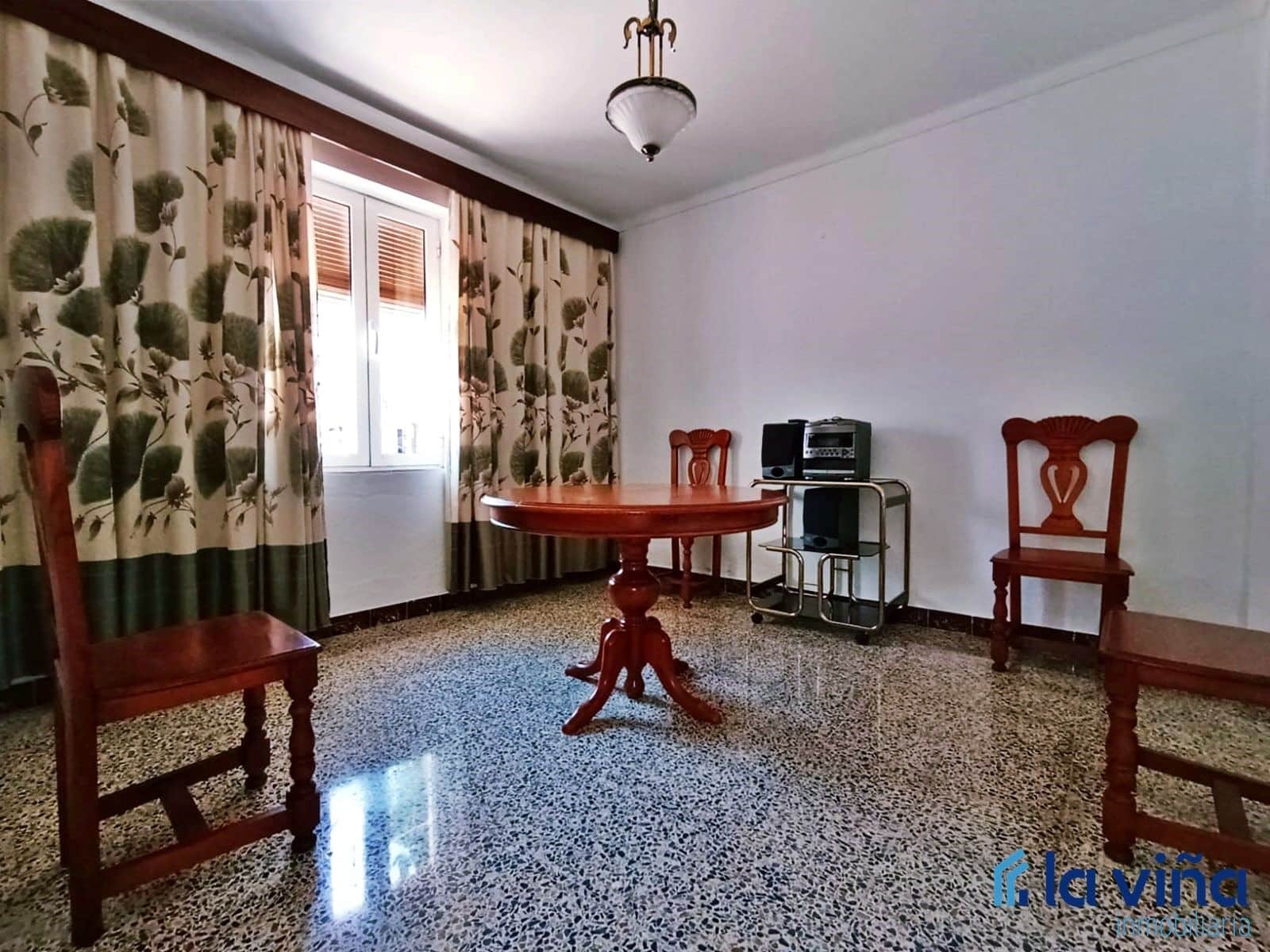 6 slaapkamer Villa te koop in Campillos met garage - € 226.900 (Ref: 8393204)