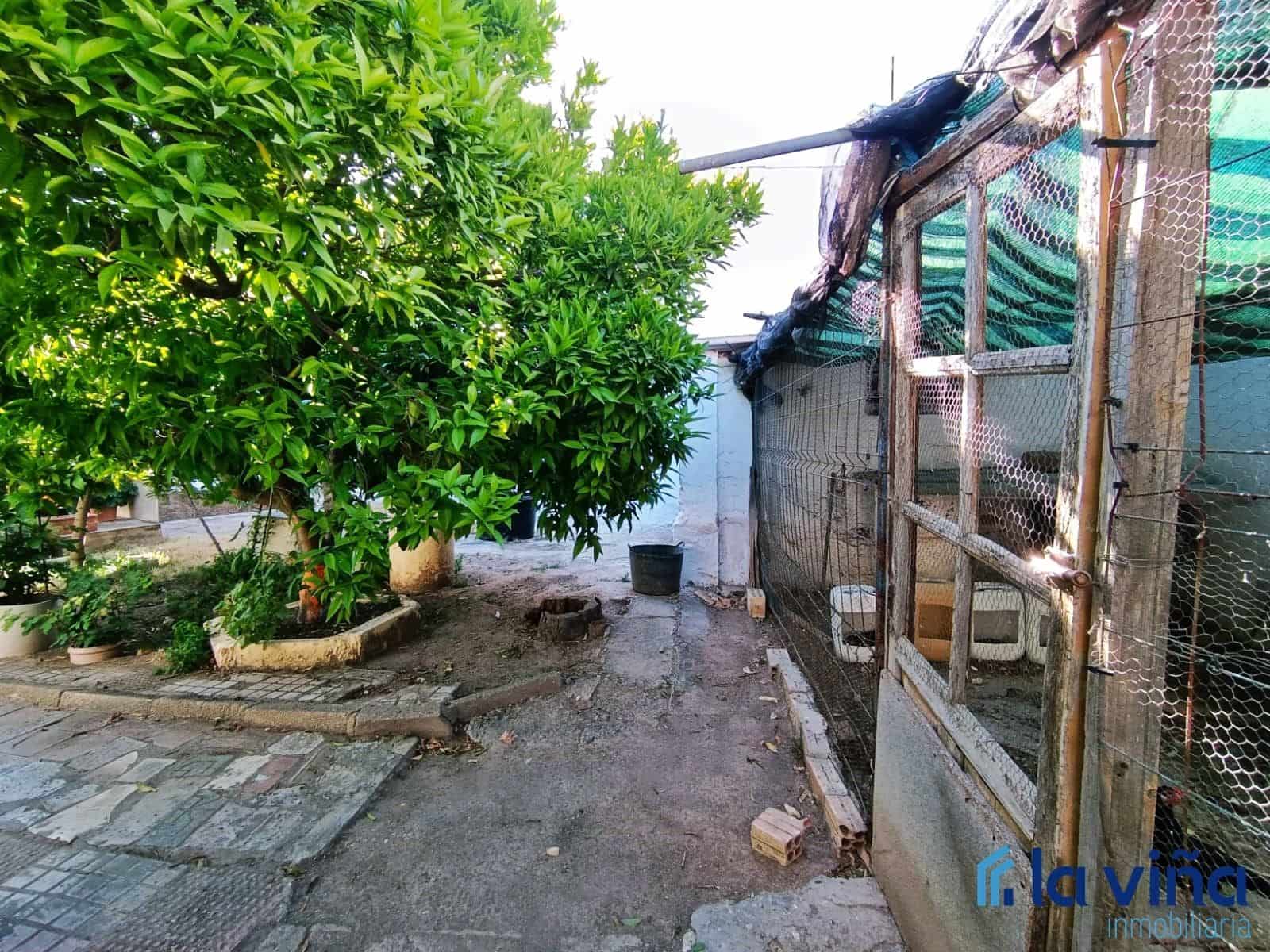 6 slaapkamer Villa te koop in Campillos met garage - € 226.900 (Ref: 8393204)