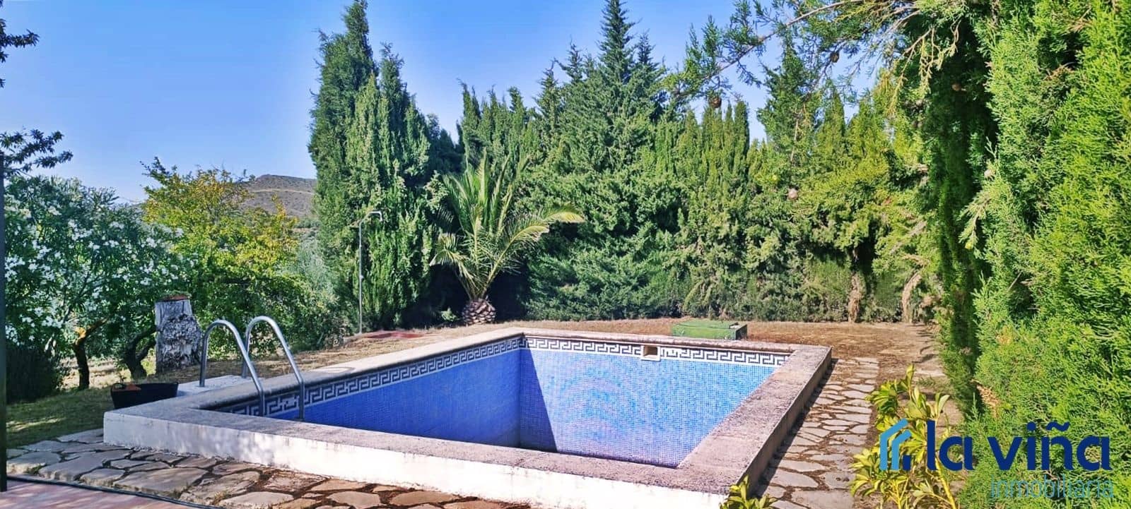 Finca/Landehus til salg i Antequera - € 550.000 (Ref: 8411040)