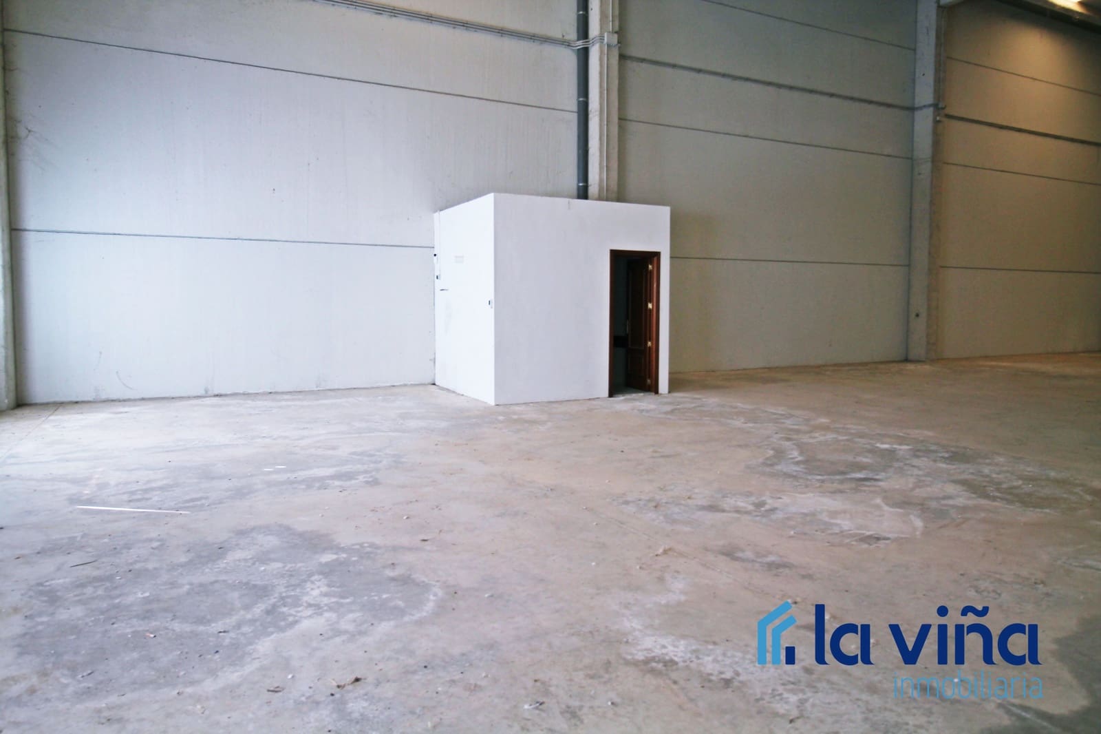 Commerciale in vendita in Mollina - 475.000 € (Rif: 8420759)