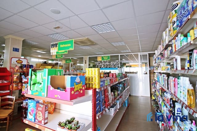 Kommersiell til salgs i Villanueva de Algaidas - € 159 000 (Ref: 8535999)