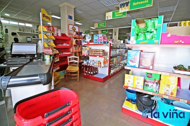 Kommersiell til salgs i Villanueva de Algaidas - € 159 000 (Ref: 8535999)