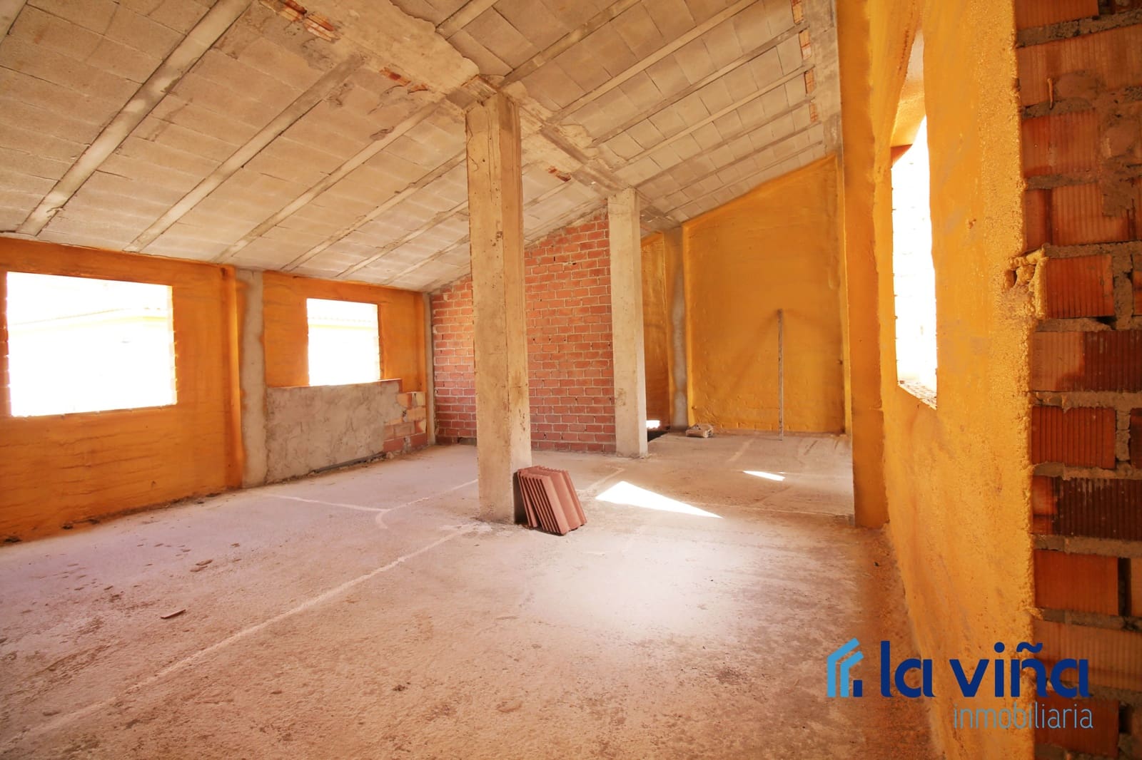 Byhus til salg i Alameda - € 199.500 (Ref: 8538010)