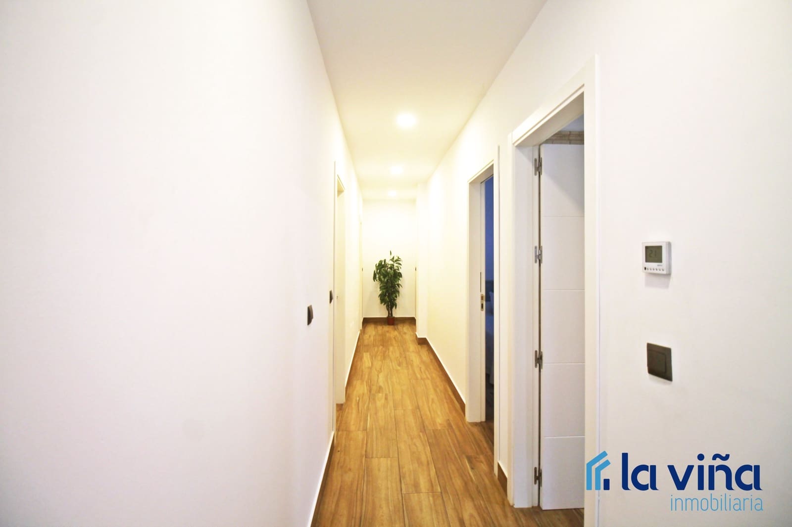 6 soveværelse Villa til salg i Antequera med swimmingpool - € 670.000 (Ref: 8706303)