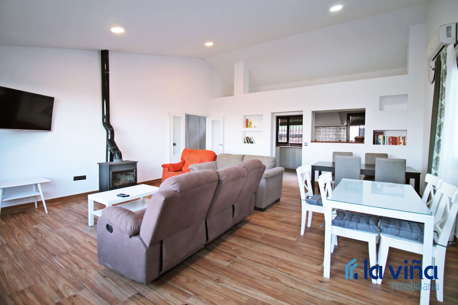 6 soveværelse Villa til salg i Antequera med swimmingpool - € 670.000 (Ref: 8706303)