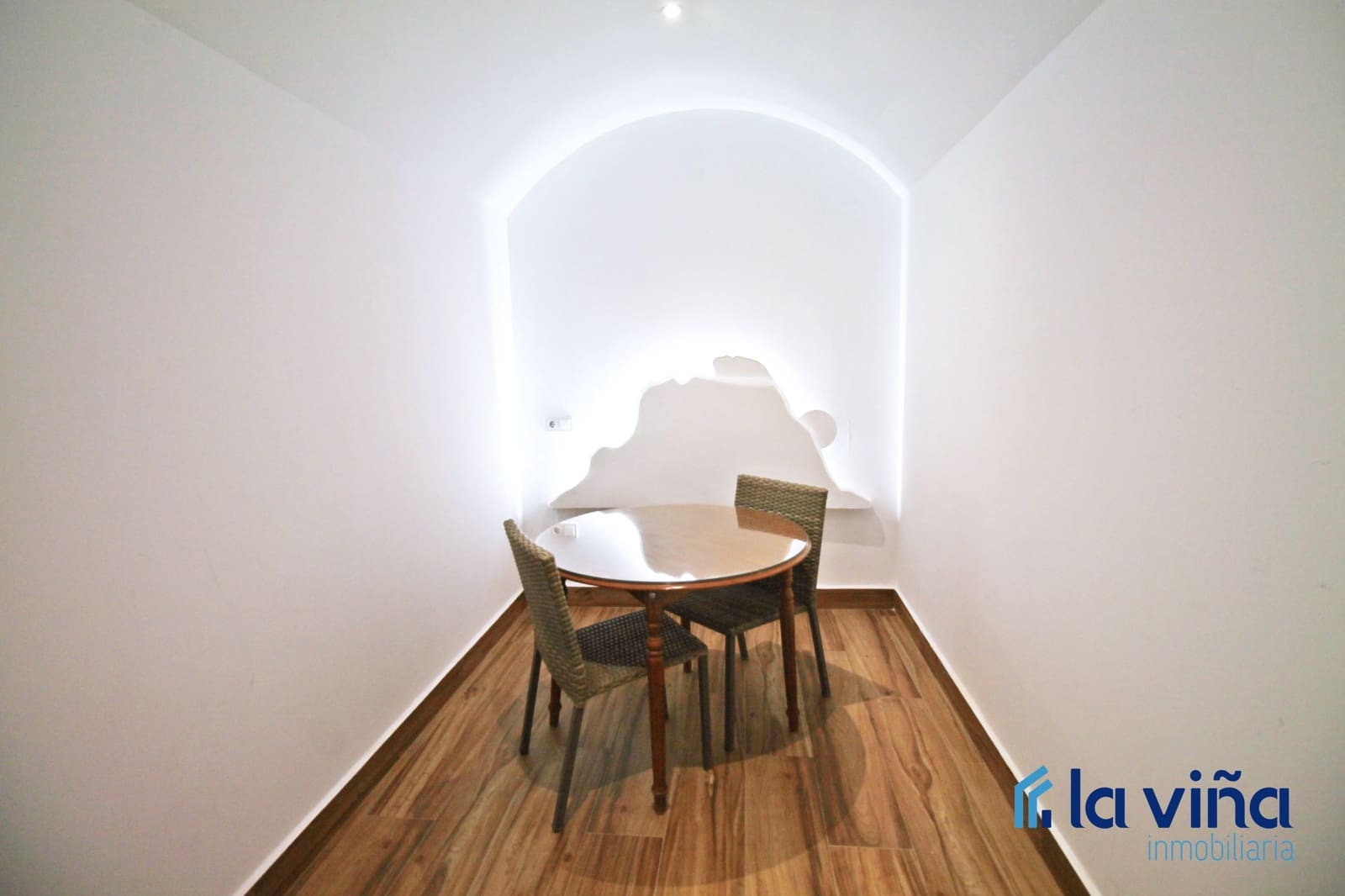 6 soveværelse Villa til salg i Antequera med swimmingpool - € 670.000 (Ref: 8706303)