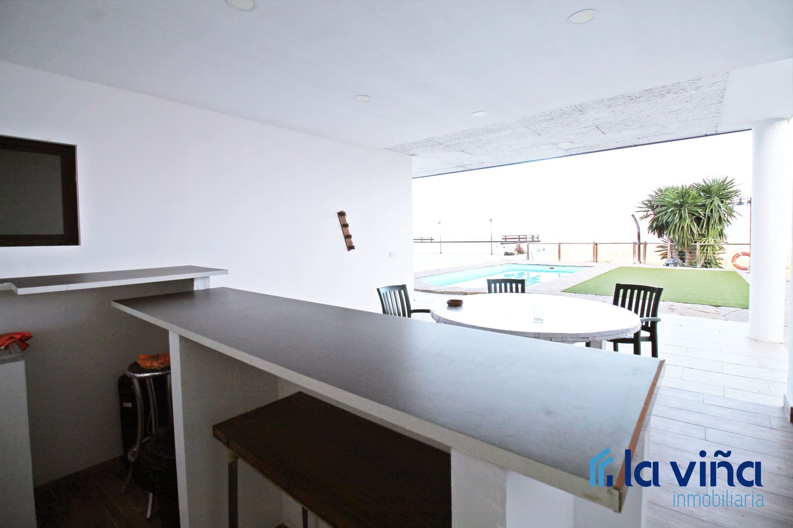 6 soveværelse Villa til salg i Antequera med swimmingpool - € 670.000 (Ref: 8706303)