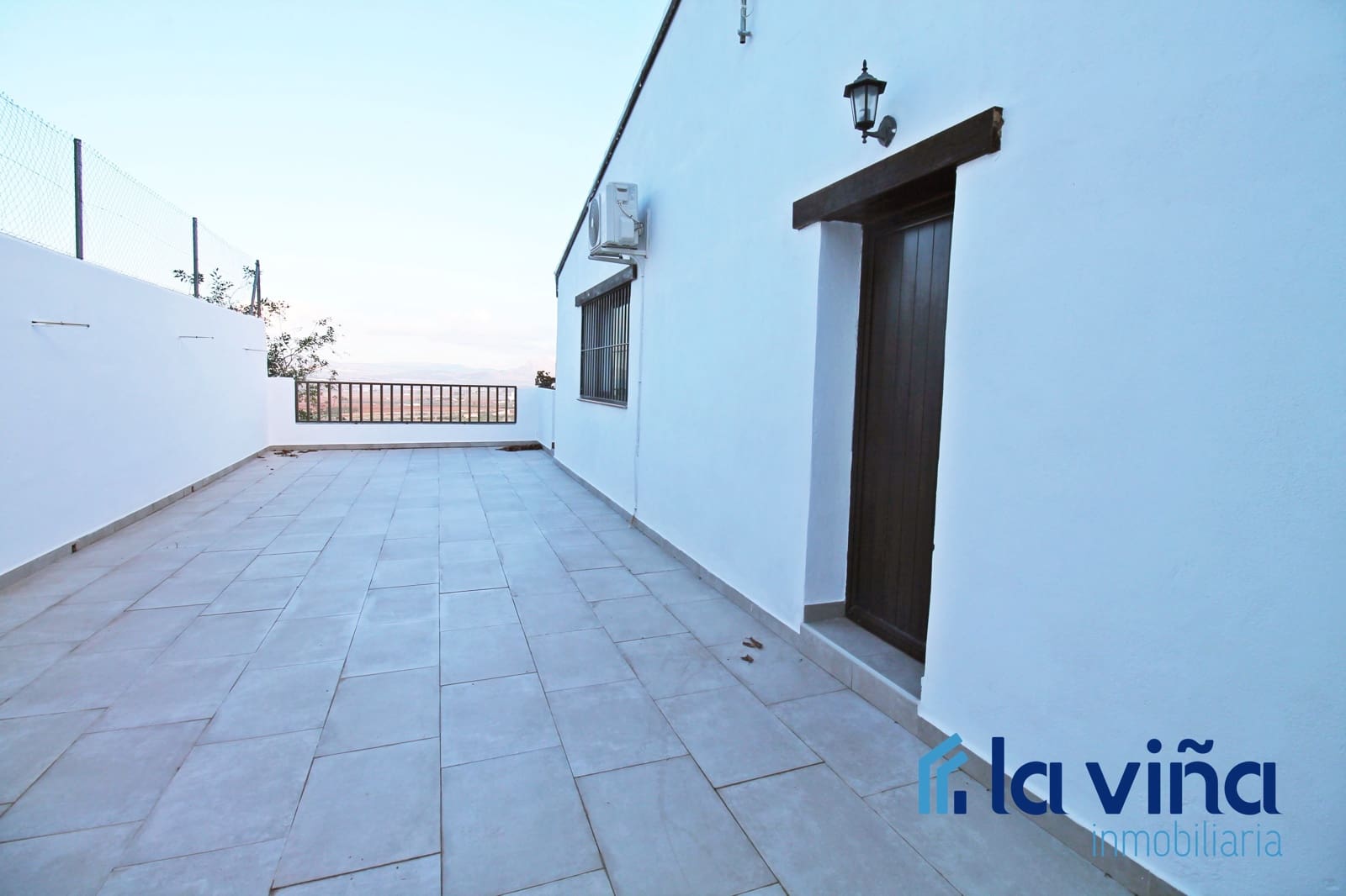 6 soveværelse Villa til salg i Antequera med swimmingpool - € 670.000 (Ref: 8706303)