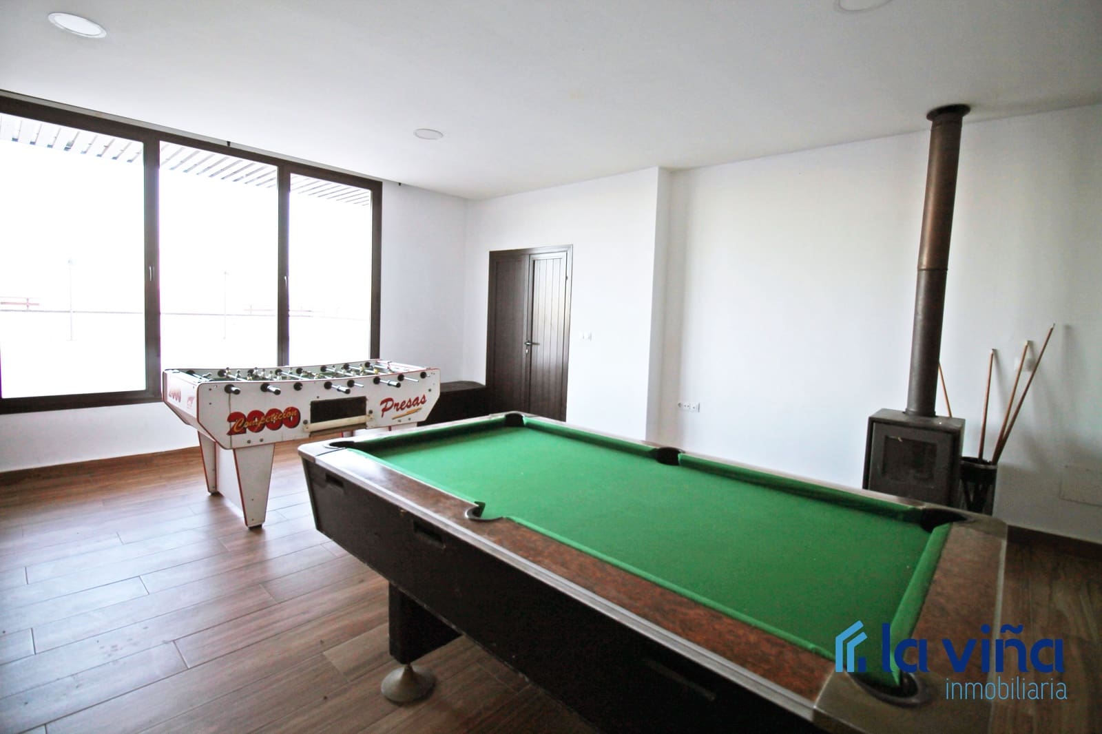 6 soveværelse Villa til salg i Antequera med swimmingpool - € 670.000 (Ref: 8706303)