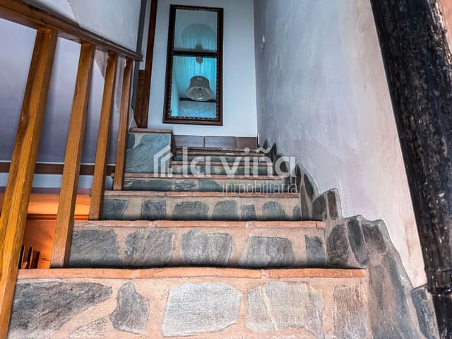 4 soverom Hus til salgs i Bobadilla, Antequera - € 200 000 (Ref: 8757163)