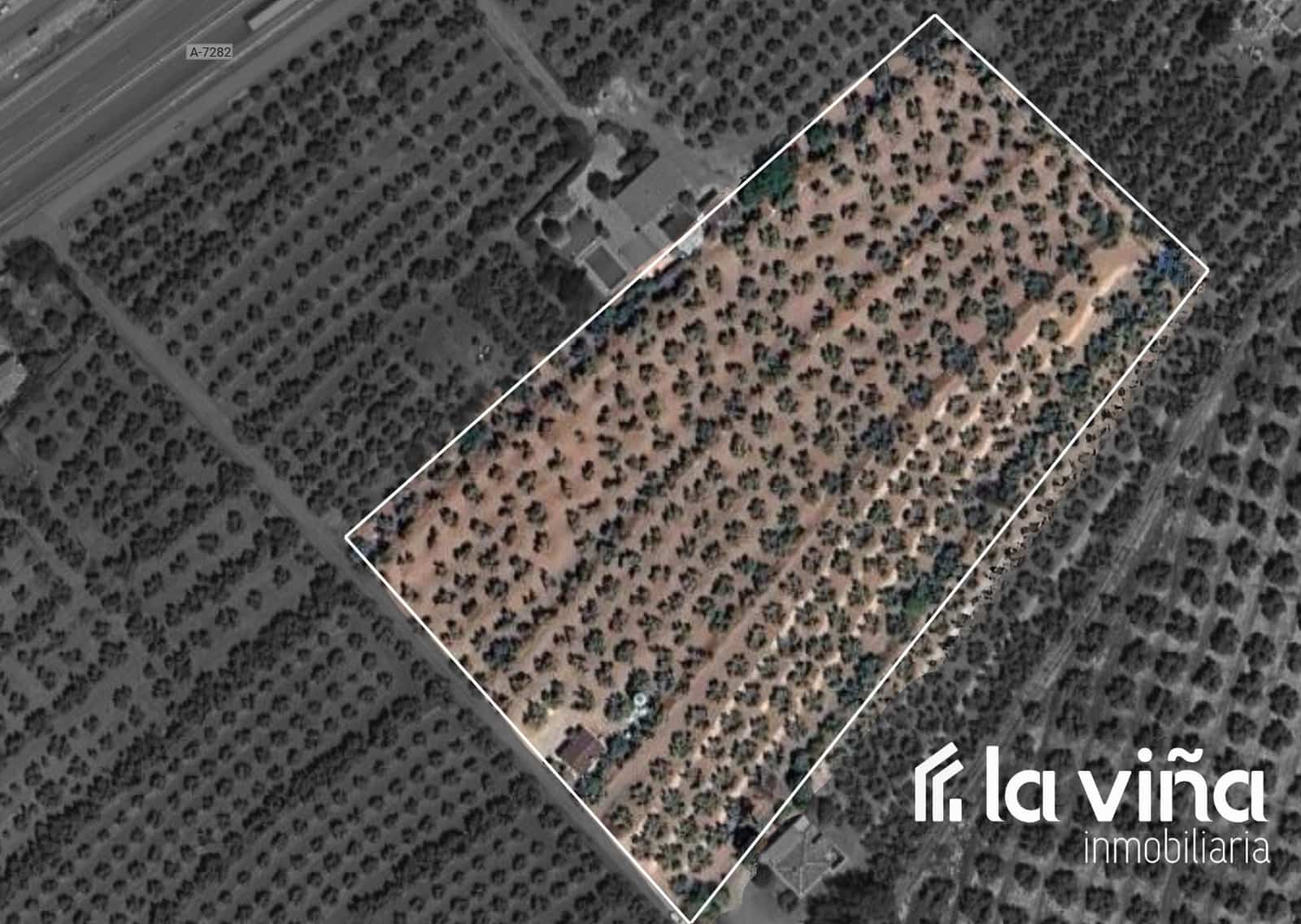 Finca/Landehus til salg i Antequera - € 250.000 (Ref: 8765812)