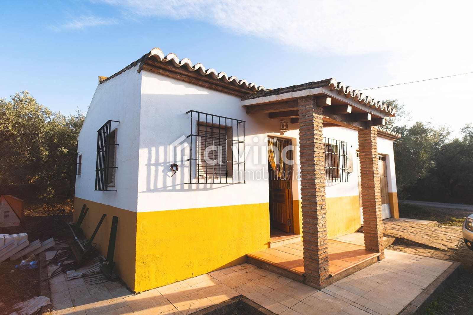 Finca/Landehus til salg i Antequera - € 250.000 (Ref: 8765812)