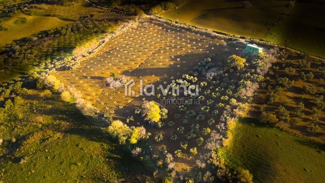 Finca/Landehus til salg i Antequera - € 181.000 (Ref: 8771044)