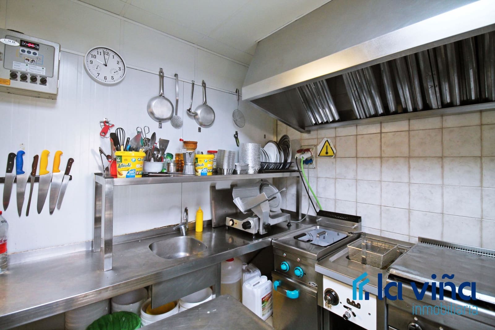 Erhverv til salg i Antequera - € 315.000 (Ref: 8777663)