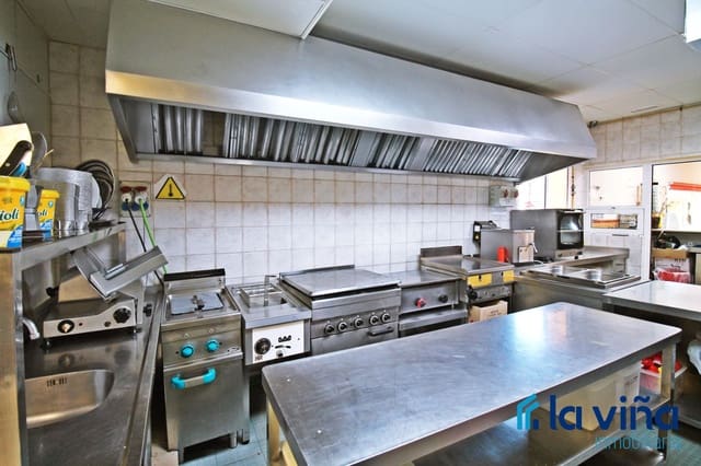 Erhverv til salg i Antequera - € 315.000 (Ref: 8777663)