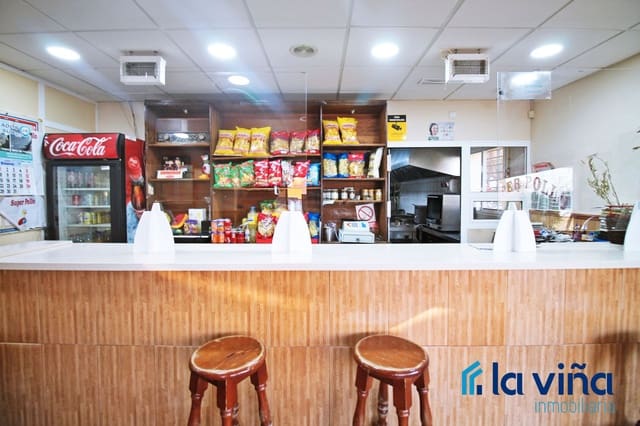 Erhverv til salg i Antequera - € 315.000 (Ref: 8777663)