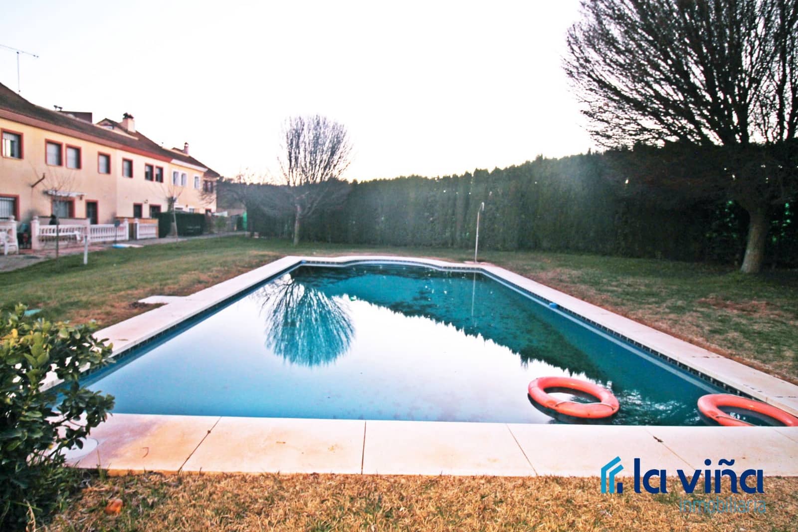 4 soveværelse Semi-Rækkehus til salg i Mollina med swimmingpool - € 210.000 (Ref: 8790218)