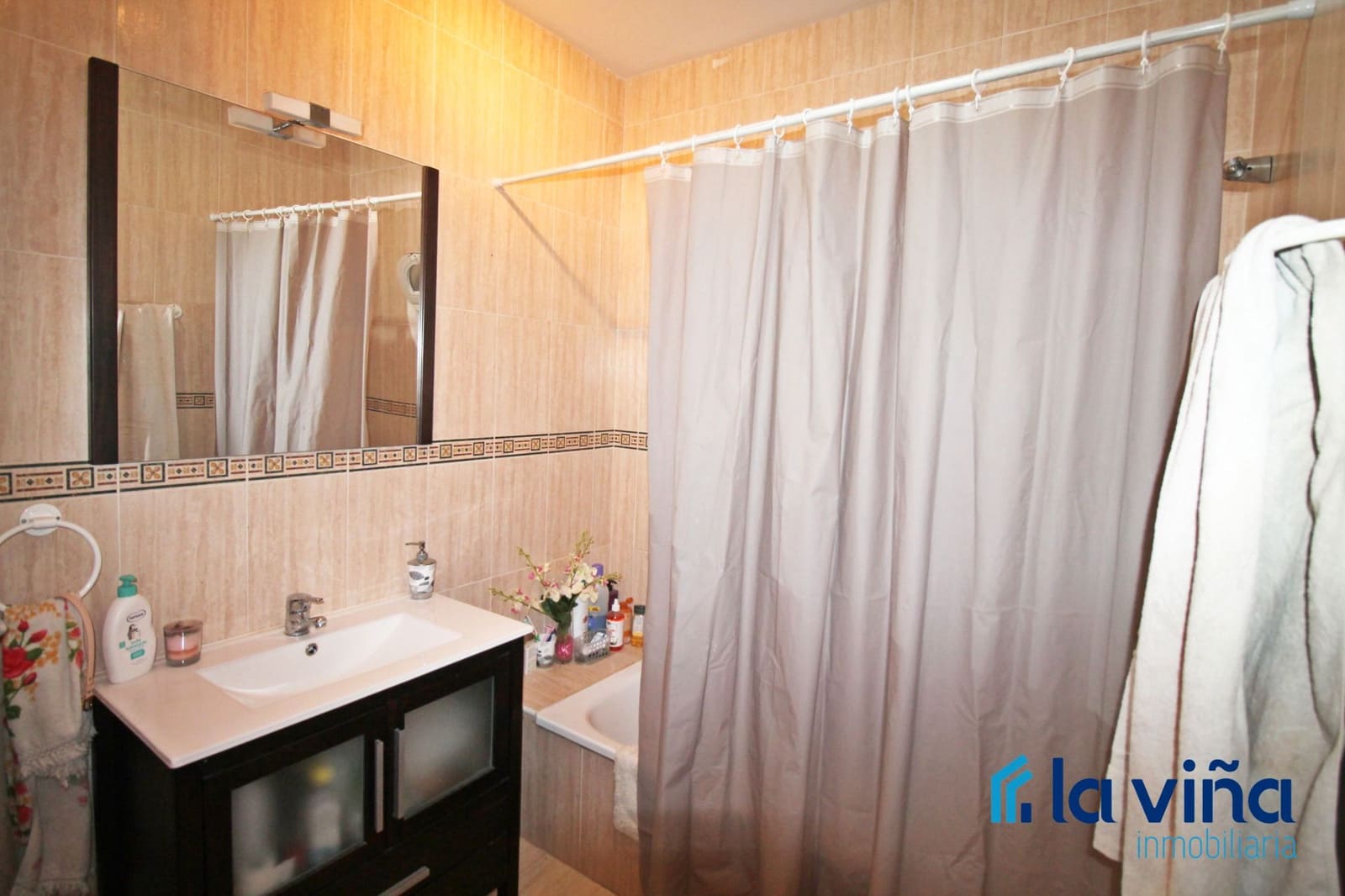 4 soveværelse Semi-Rækkehus til salg i Mollina med swimmingpool - € 210.000 (Ref: 8790218)