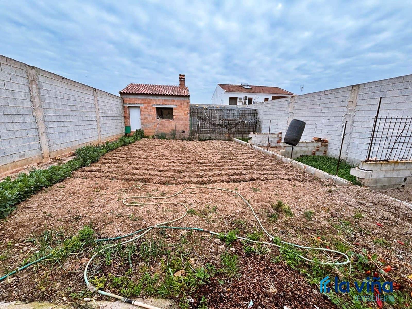 Building Plot for sale in Humilladero - € 50,000 (Ref: 8824025)