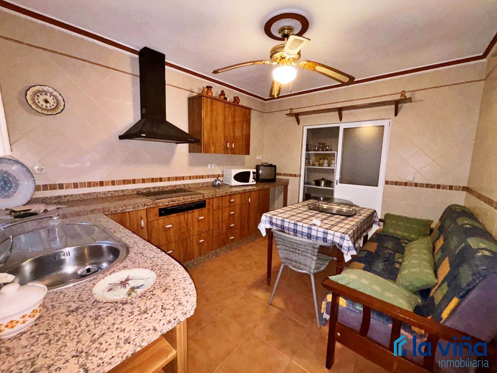 3 soveværelse Byhus til salg i Encinas Reales - € 74.000 (Ref: 8828119)