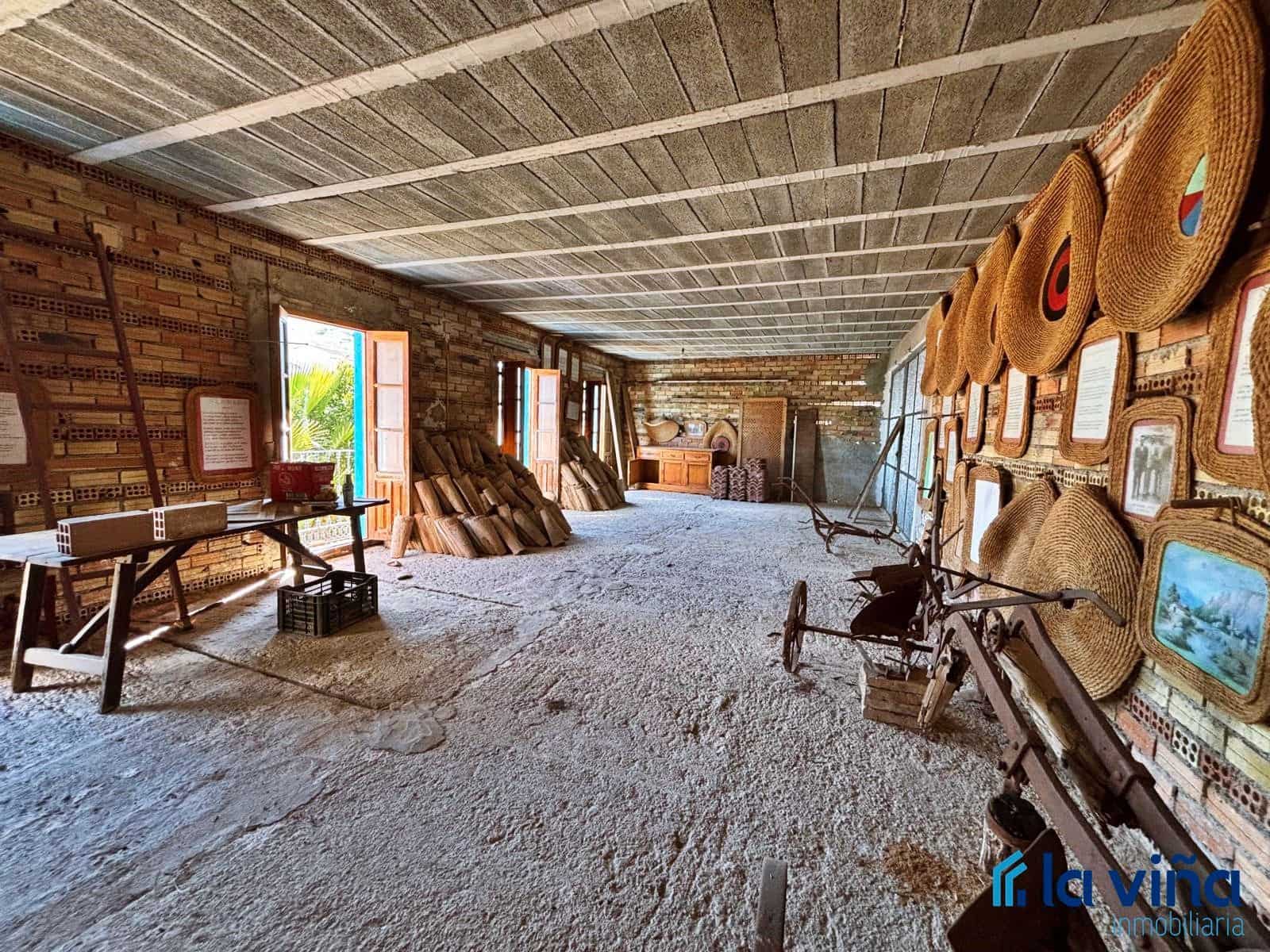 Ruin til salg i Alameda - € 147.000 (Ref: 8838160)