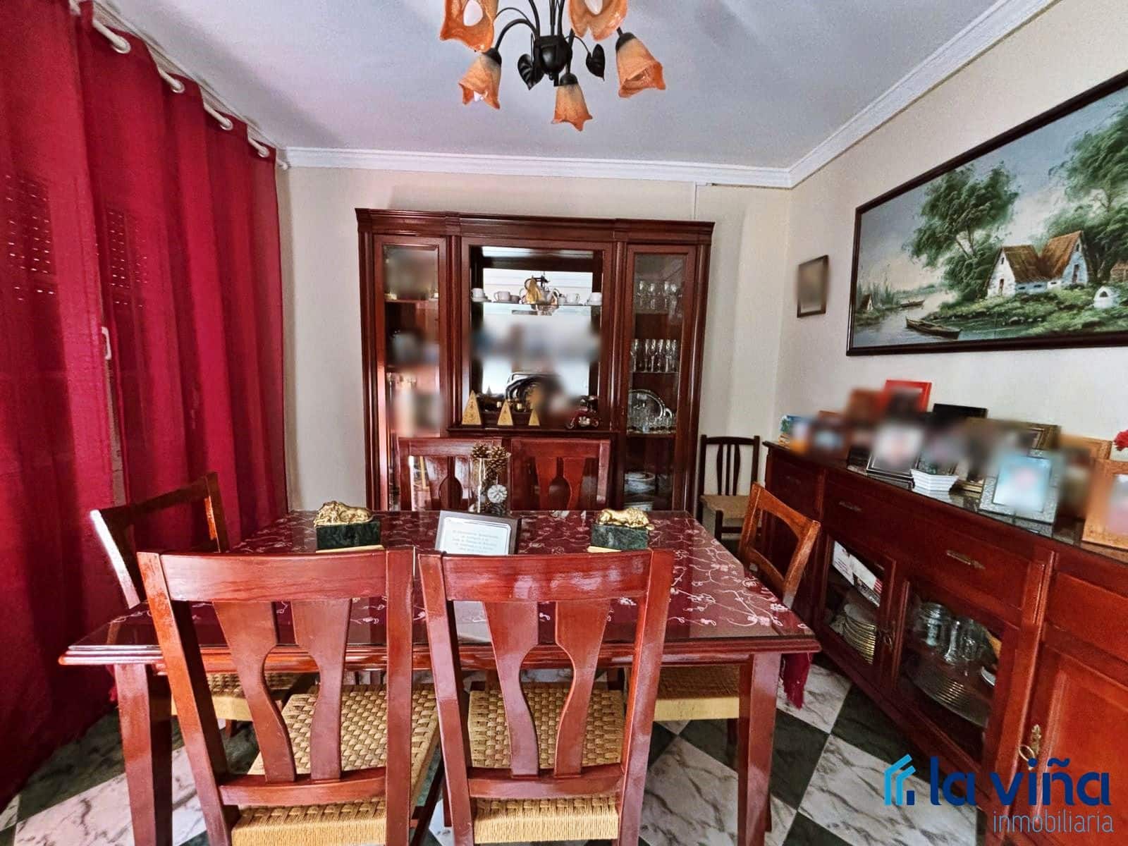 5 soveværelse Byhus til salg i Antequera - € 178.500 (Ref: 8878252)