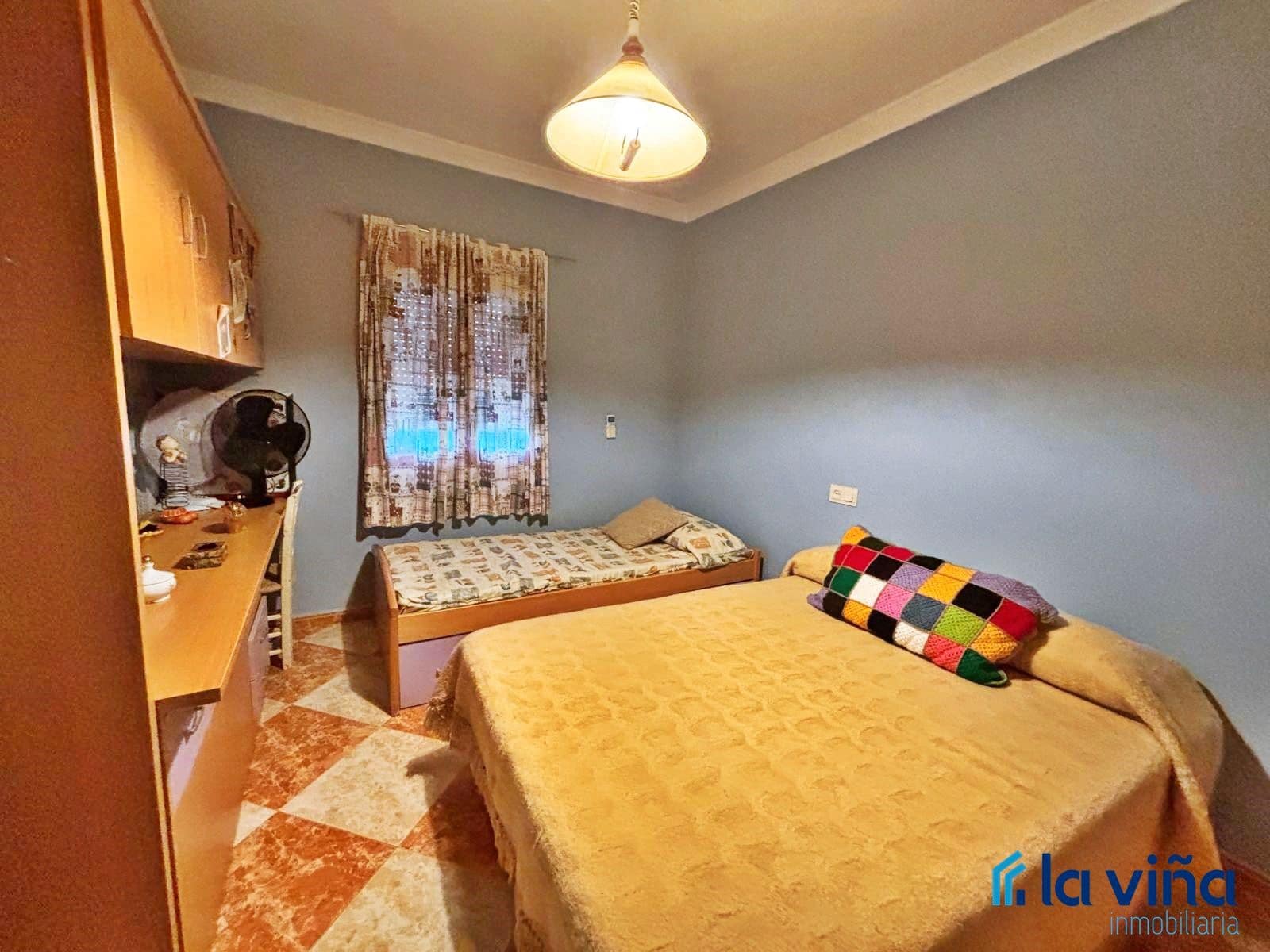 5 soveværelse Byhus til salg i Antequera - € 178.500 (Ref: 8878252)