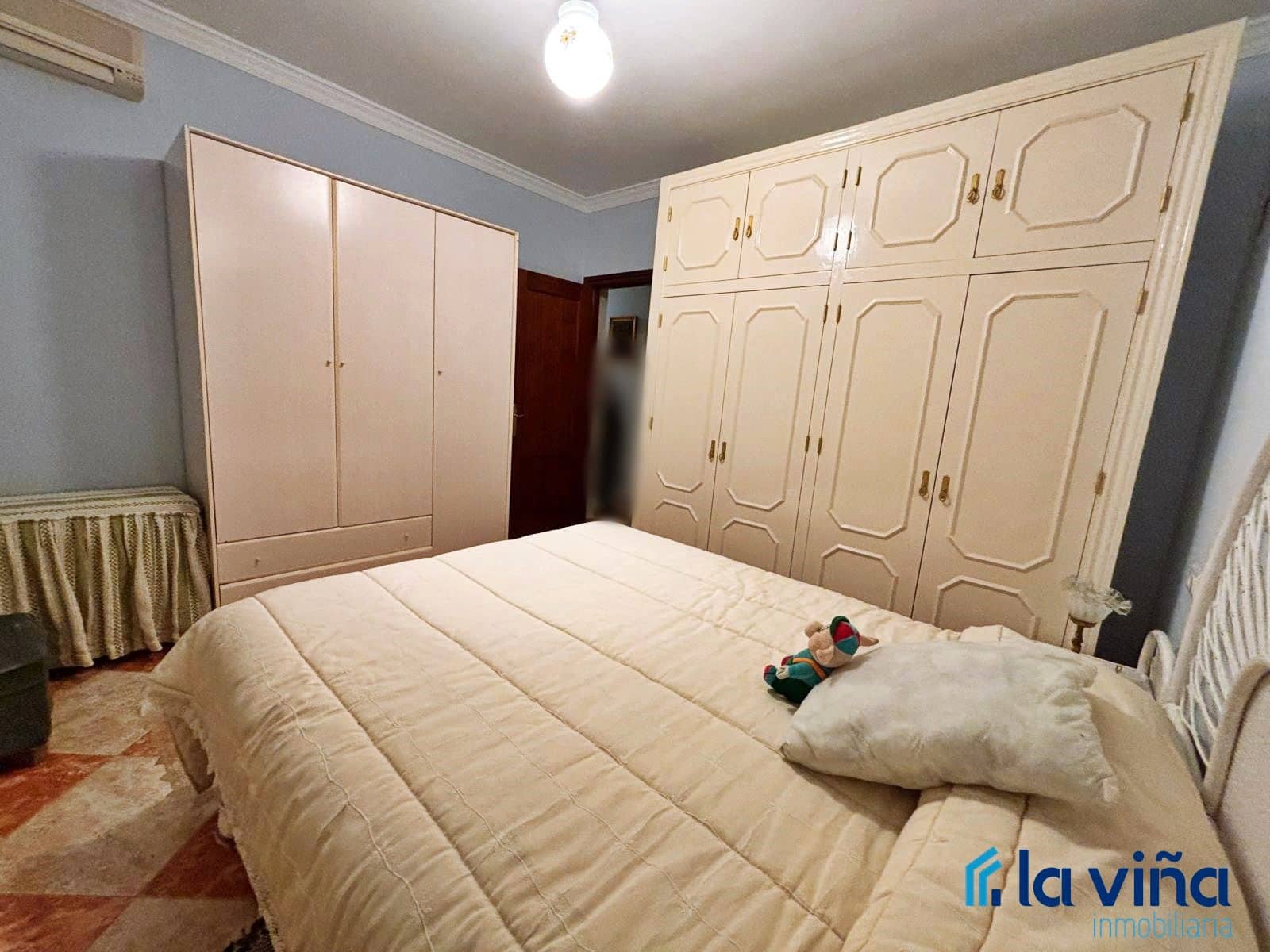 5 soveværelse Byhus til salg i Antequera - € 178.500 (Ref: 8878252)