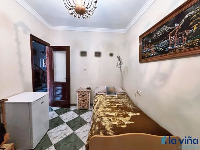 5 soveværelse Byhus til salg i Bobadilla, Antequera - € 178.500 (Ref: 8878252)