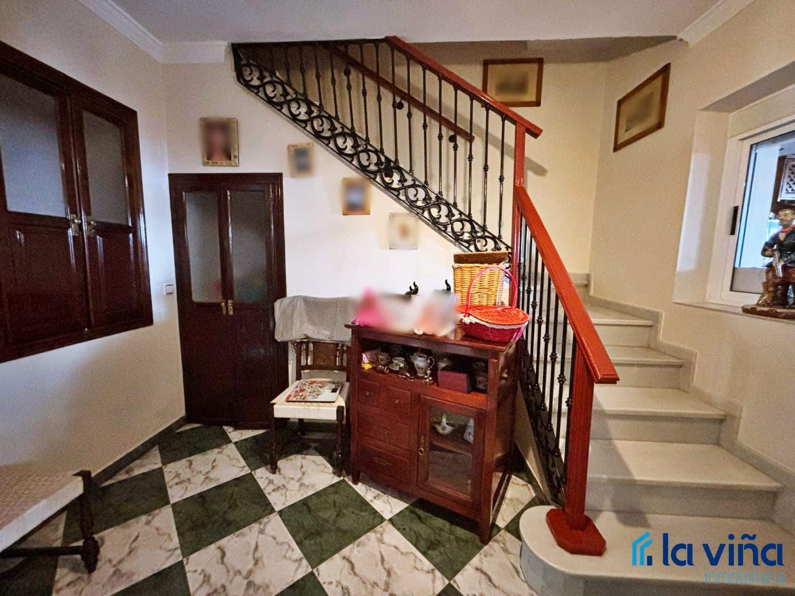 5 soveværelse Byhus til salg i Antequera - € 178.500 (Ref: 8878252)