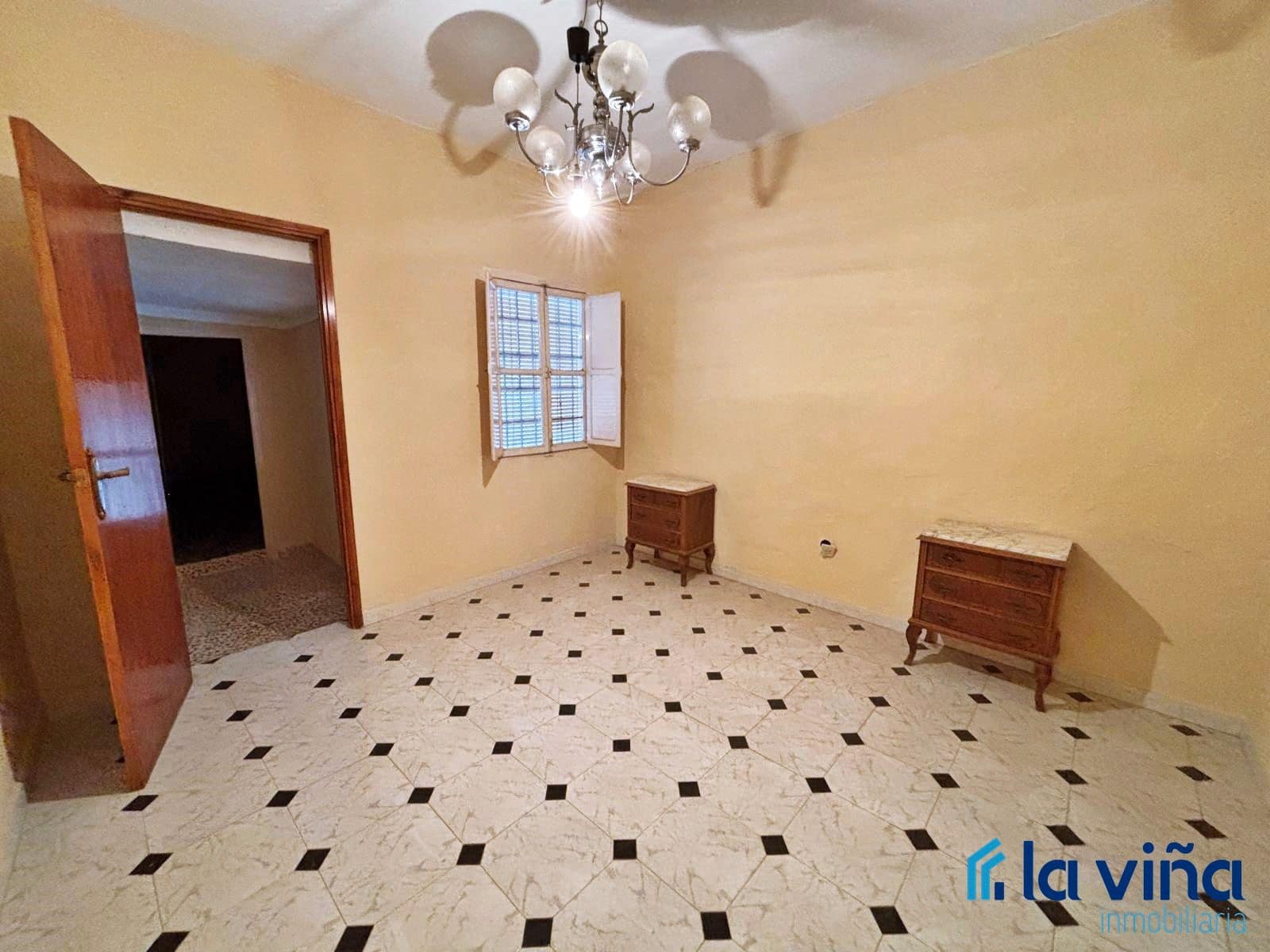 5 soveværelse Byhus til salg i Benameji - € 58.000 (Ref: 8885068)