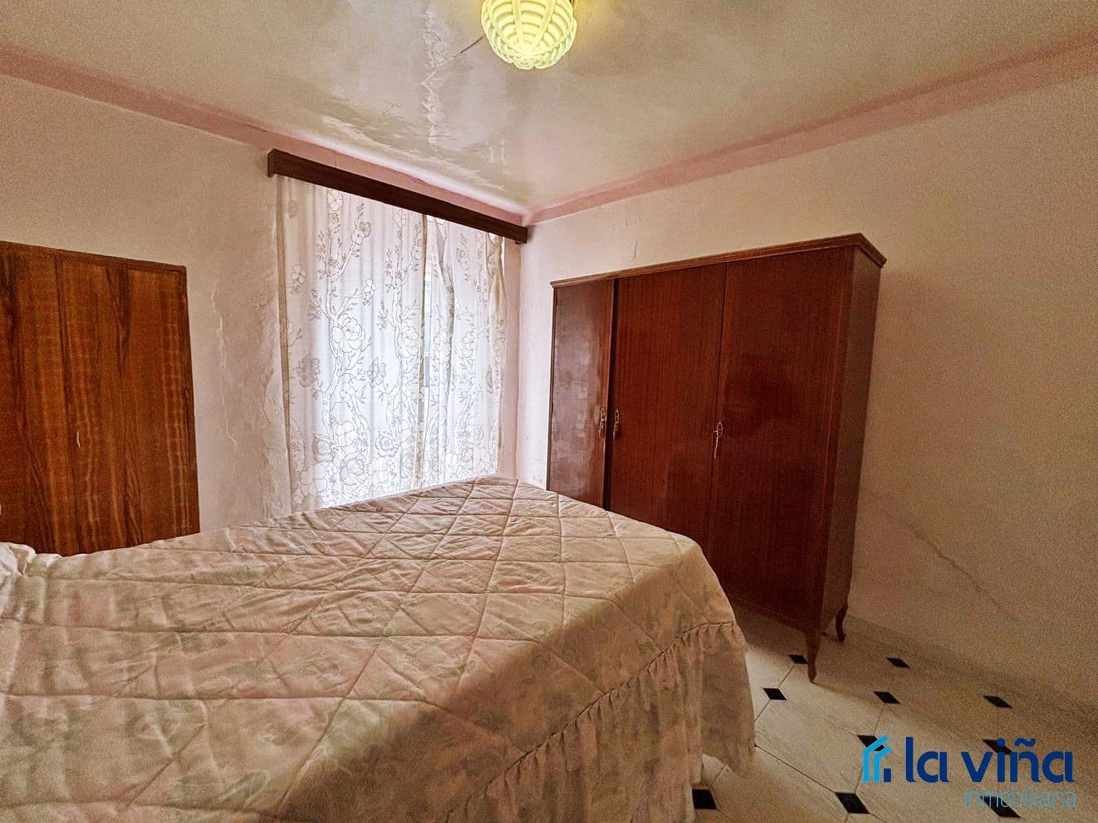 5 soveværelse Byhus til salg i Benameji - € 58.000 (Ref: 8885068)