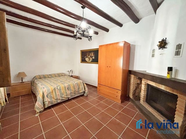 8 sypialnia Finka/Dom wiejski na sprzedaż w Fuente de Piedra z basenem - 800 000 € (Ref: 8918421)