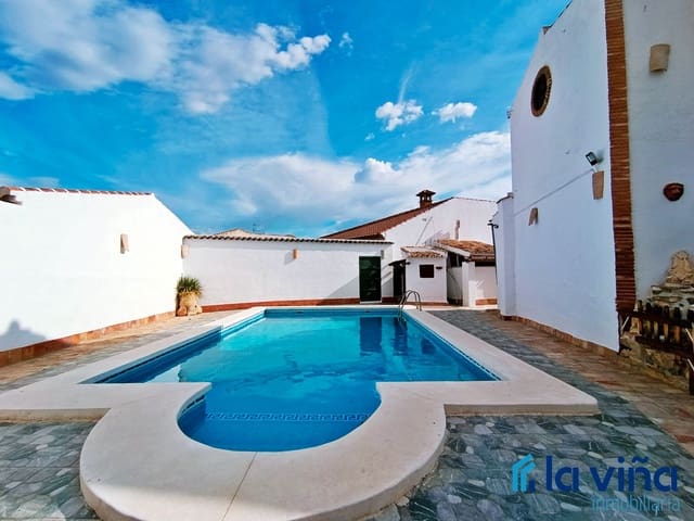 8 sypialnia Finka/Dom wiejski na sprzedaż w Fuente de Piedra z basenem - 800 000 € (Ref: 8918421)