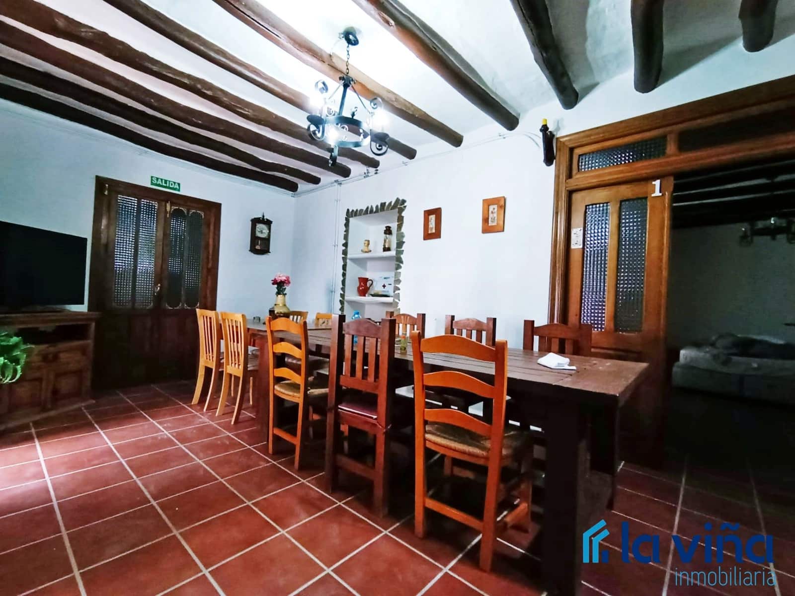 8 sypialnia Finka/Dom wiejski na sprzedaż w Fuente de Piedra z basenem - 800 000 € (Ref: 8918421)