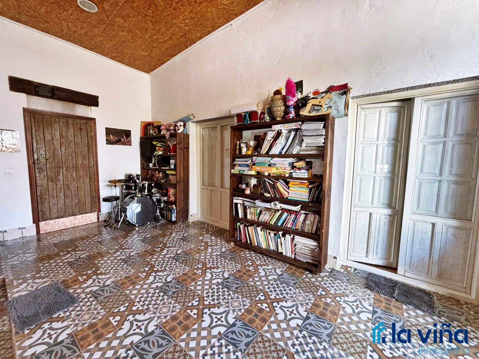 4 soverom Villa til salgs i Sierra de Yeguas med garasje - € 210 000 (Ref: 8920884)