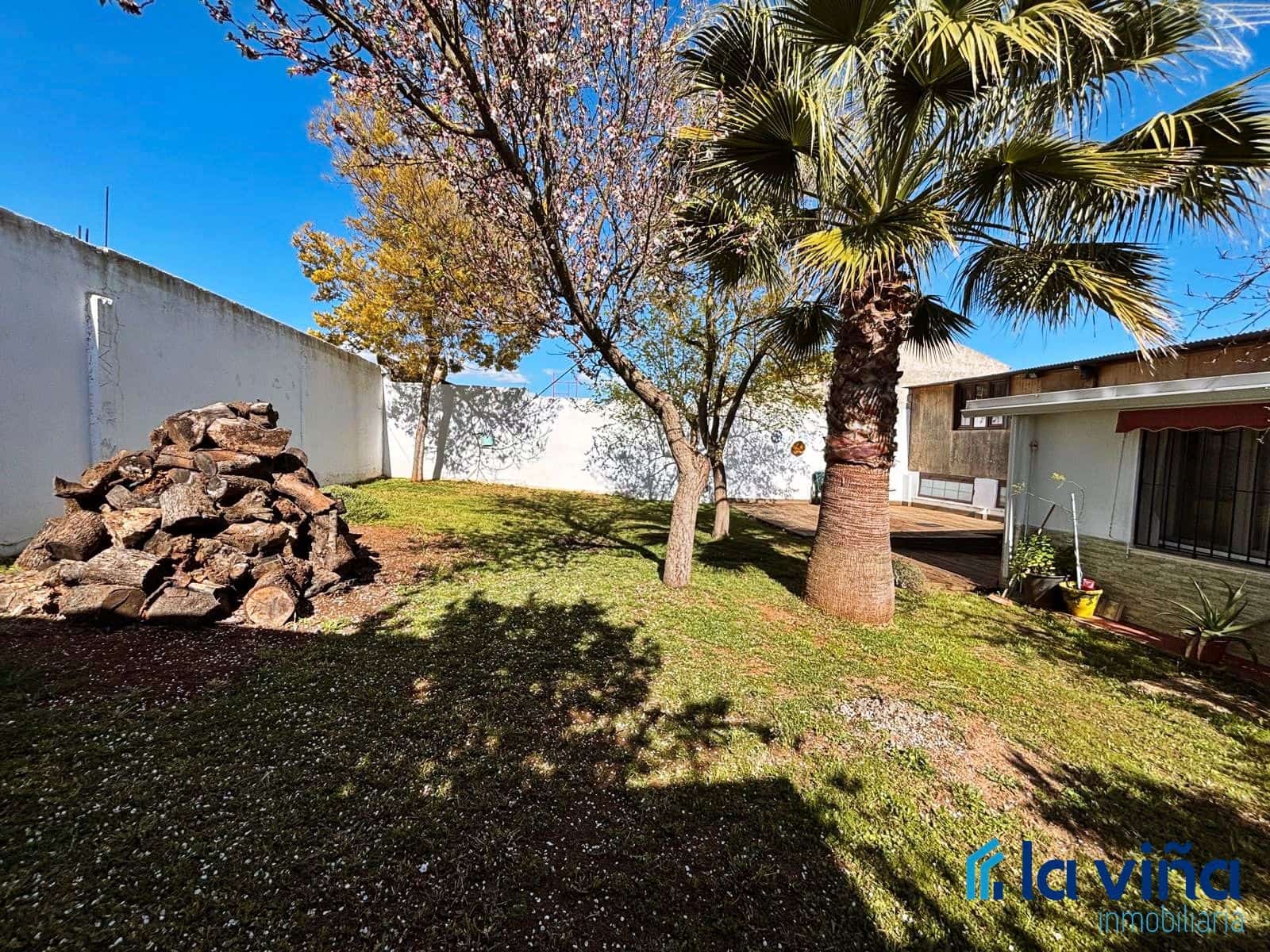 4 soverom Villa til salgs i Sierra de Yeguas med garasje - € 210 000 (Ref: 8920884)