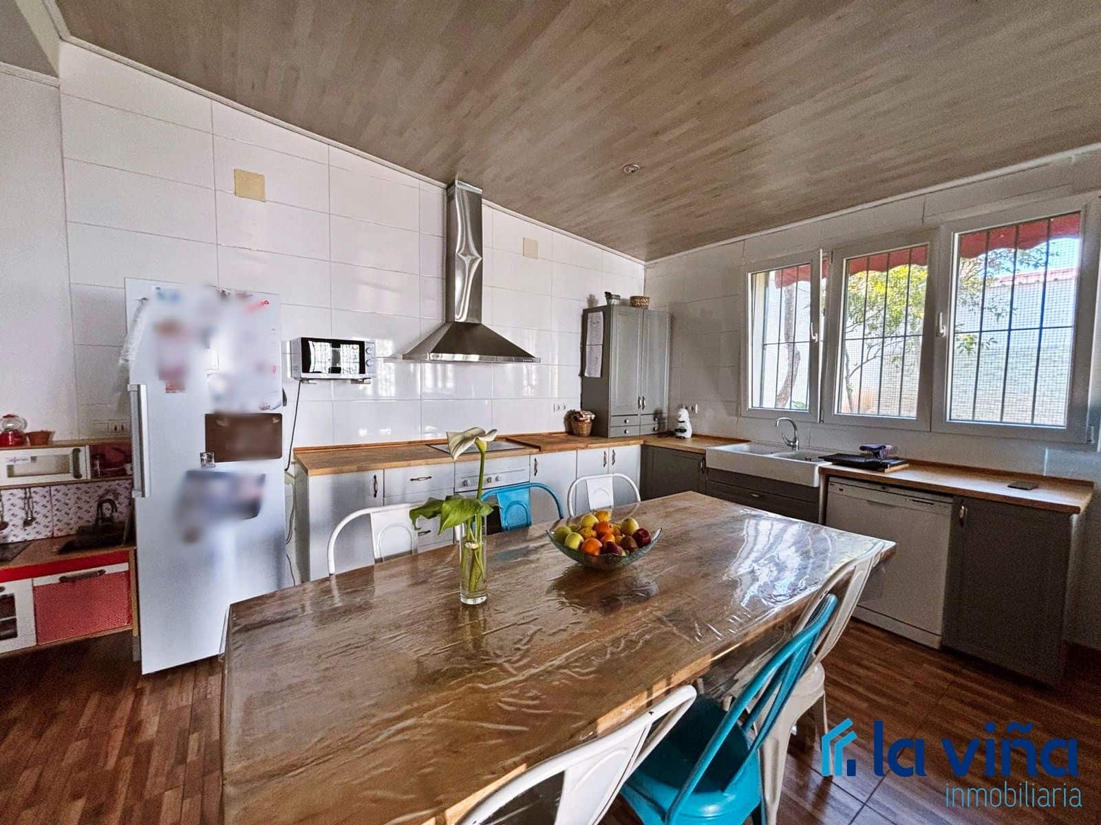 4 soverom Villa til salgs i Sierra de Yeguas med garasje - € 210 000 (Ref: 8920884)