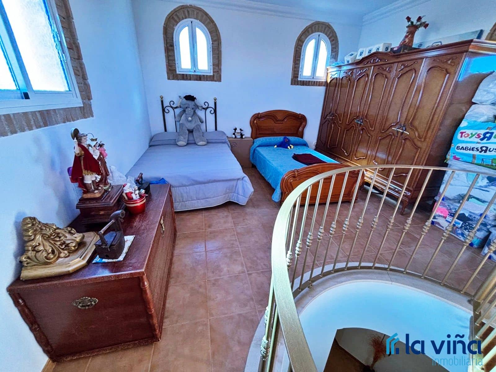 5 soveværelse Villa til salg i Casariche med swimmingpool garage - € 425.000 (Ref: 8936393)