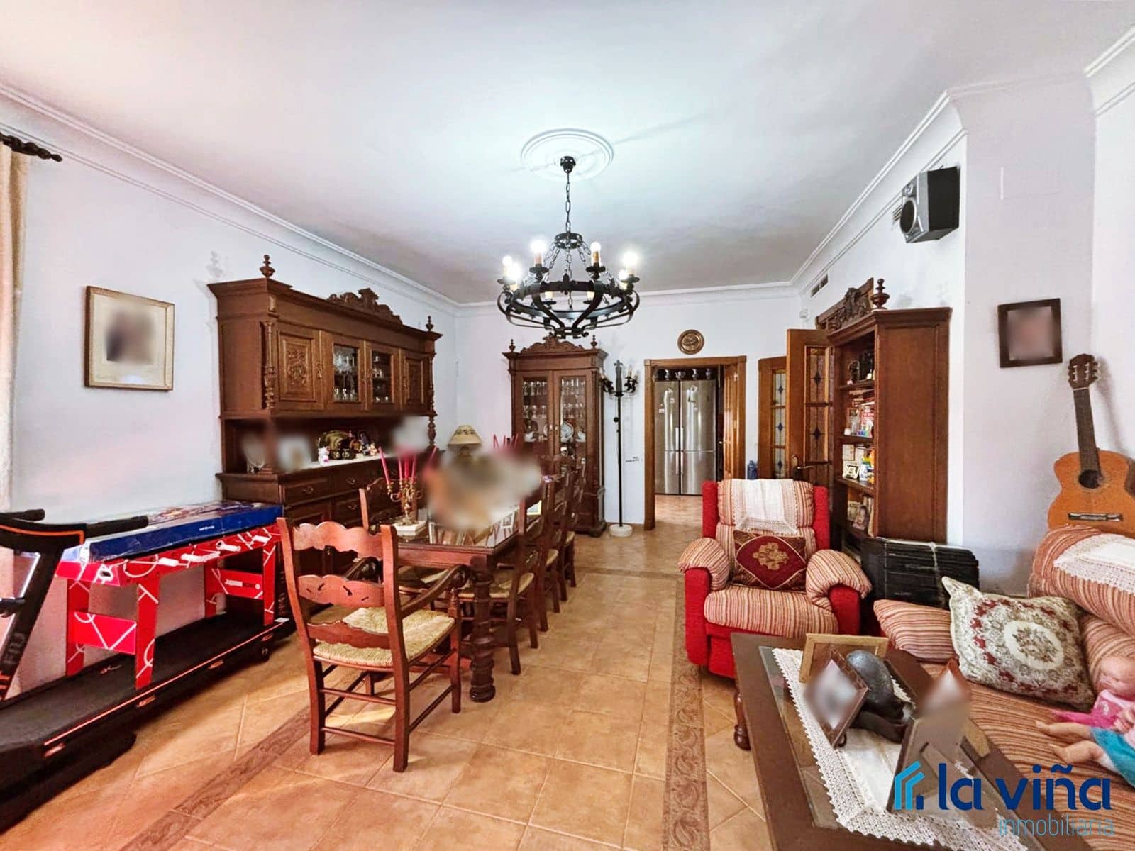 5 soveværelse Villa til salg i Casariche med swimmingpool garage - € 425.000 (Ref: 8936393)