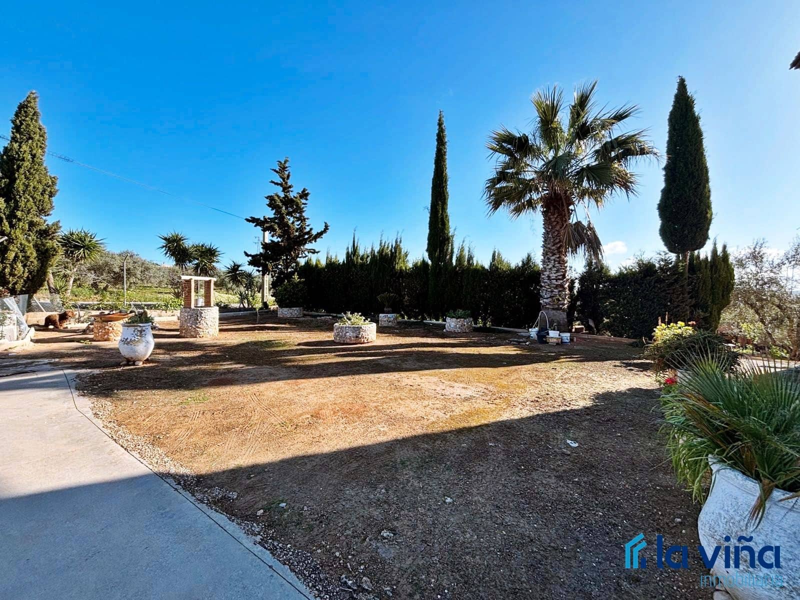 5 soveværelse Villa til salg i Casariche med swimmingpool garage - € 425.000 (Ref: 8936393)