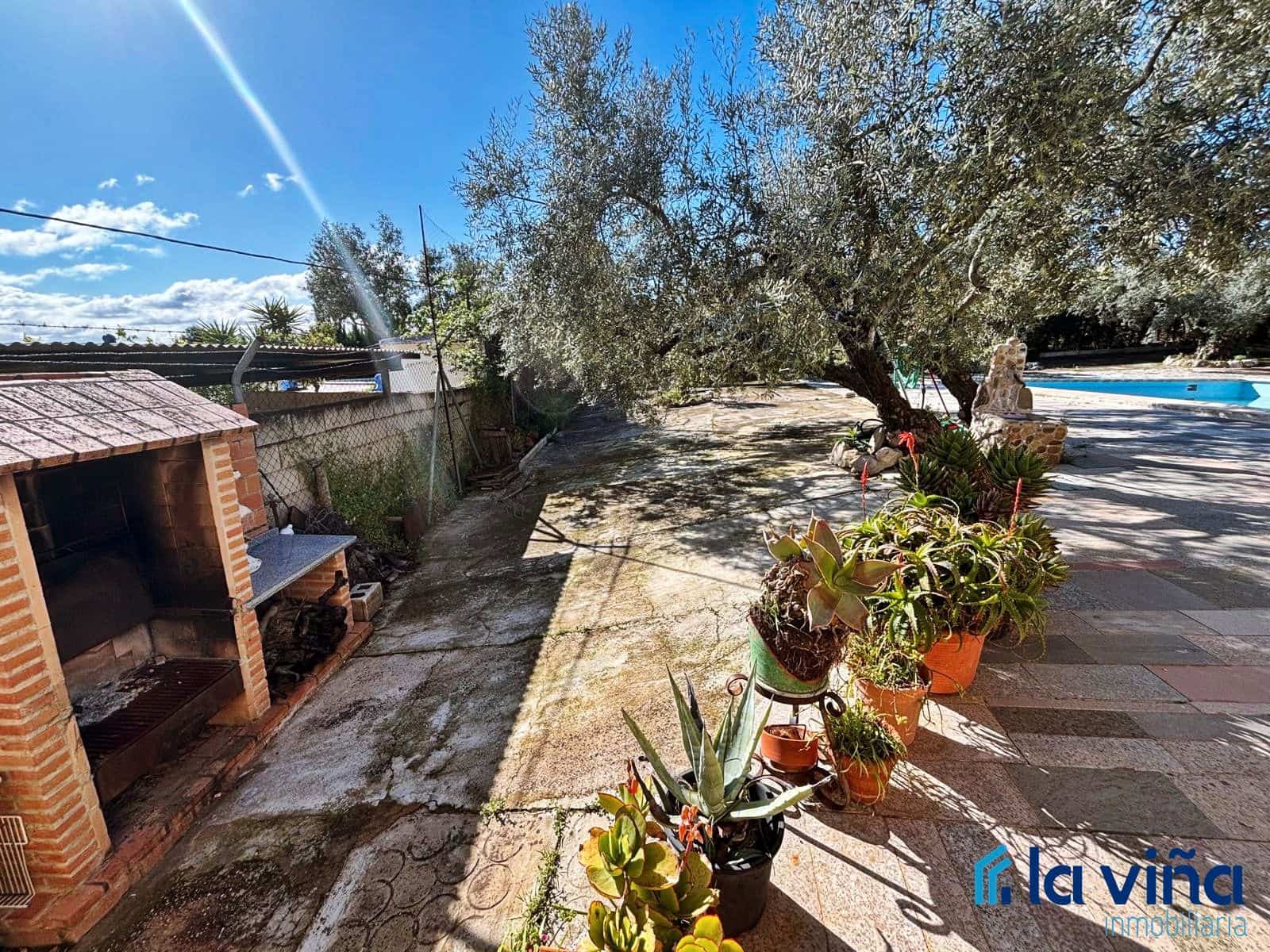 5 soveværelse Villa til salg i Casariche med swimmingpool garage - € 425.000 (Ref: 8936393)