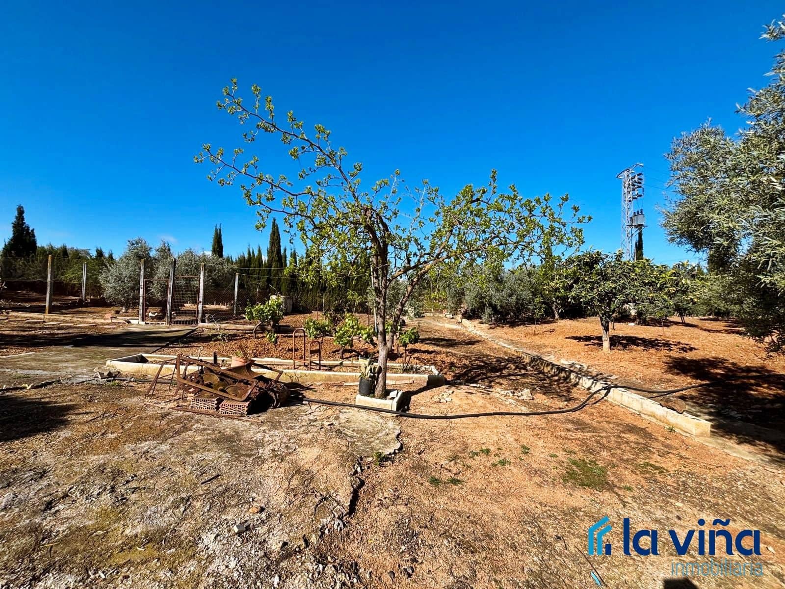 5 soveværelse Villa til salg i Casariche med swimmingpool garage - € 425.000 (Ref: 8936393)