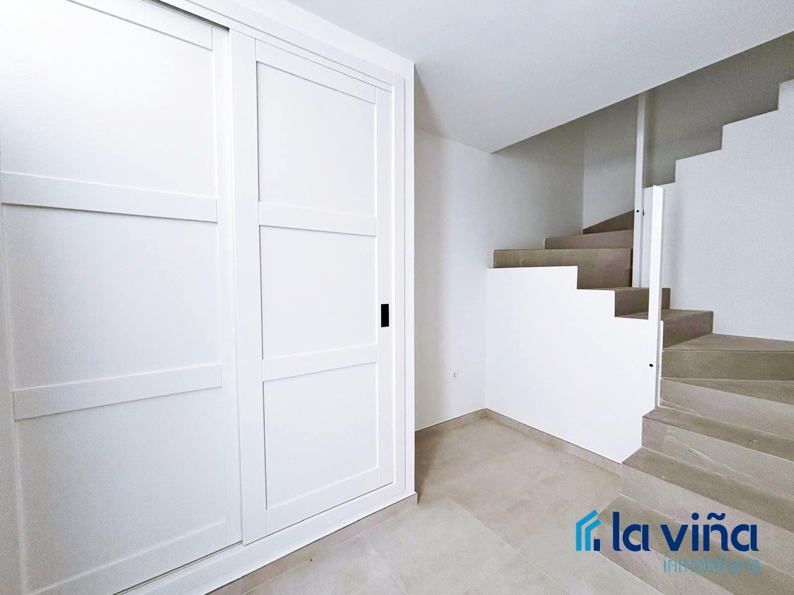 3 soveværelse Byhus til salg i Cuevas de San Marcos - € 164.000 (Ref: 8944977)